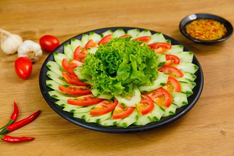 Salad Cà Chua Dưa Chuột
