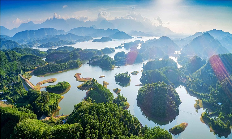 Cảnh đẹp Hồ Núi Cốc Thái Nguyên